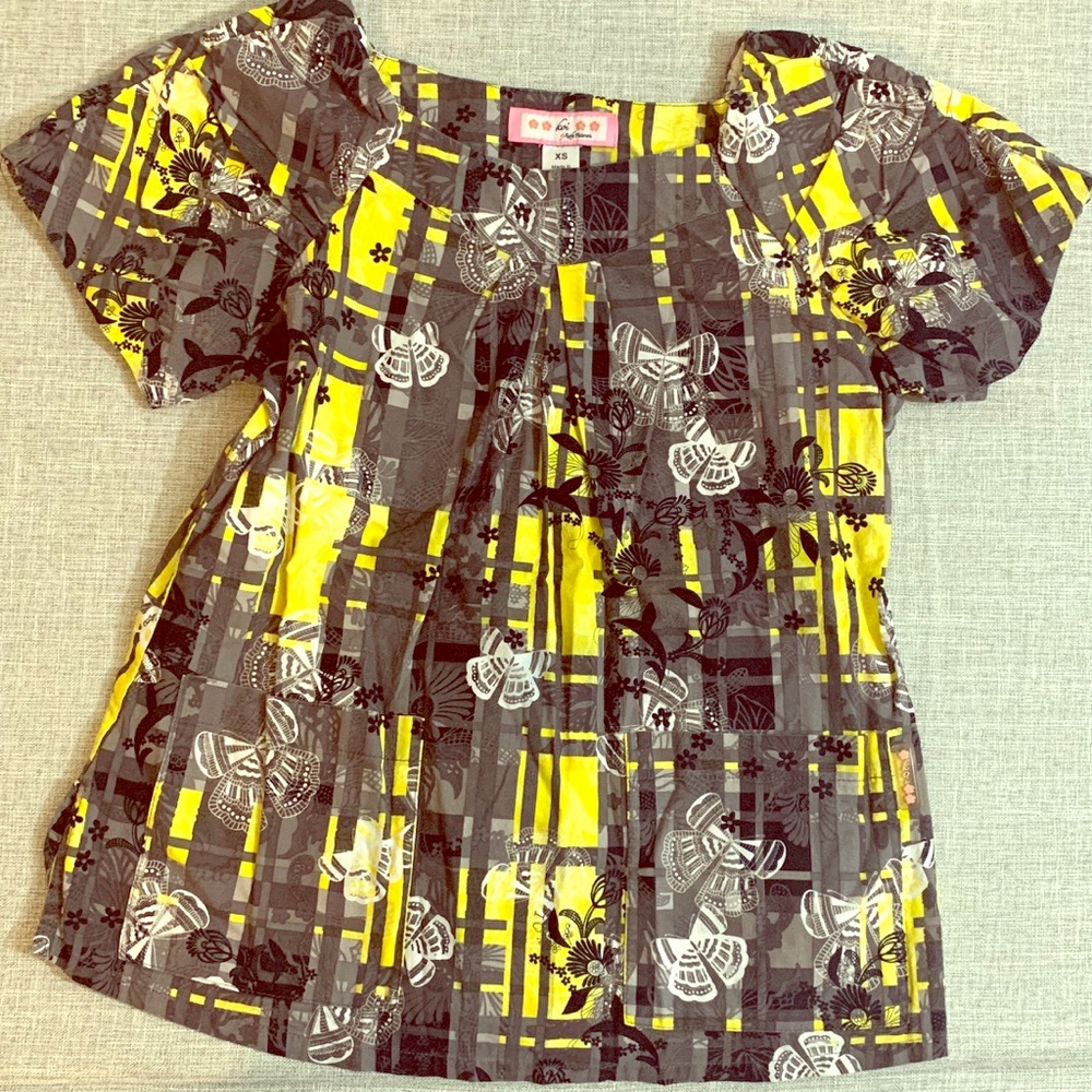 KOI SCRUB TOP Print Butterflies